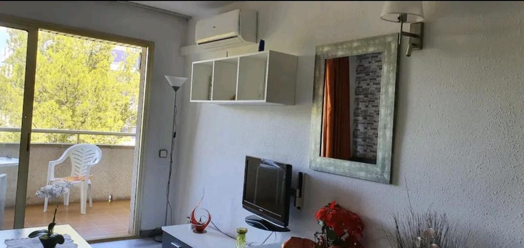 Bonito Apartamento Cerca De La Playa Salou Buitenkant foto